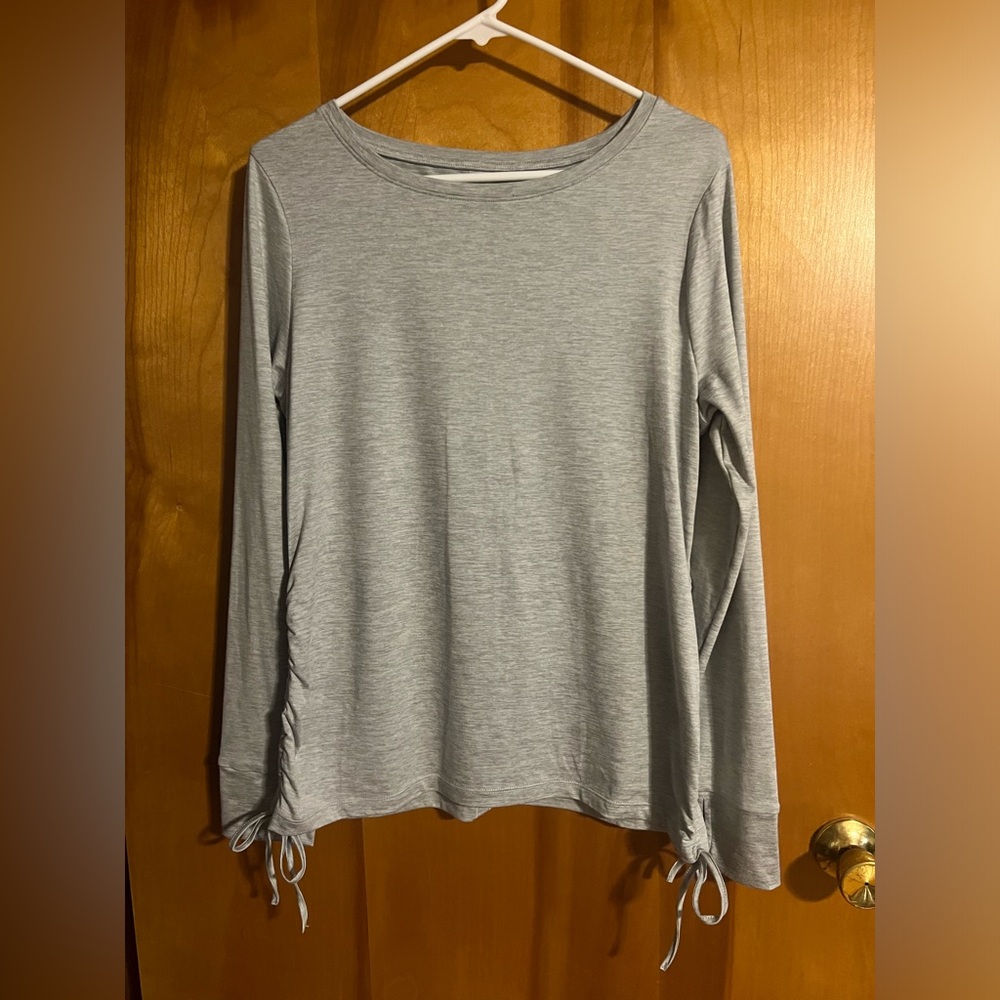 Long sleeve tee